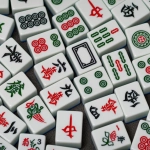 Древние символы удачи и звездная тематика в исторических играх