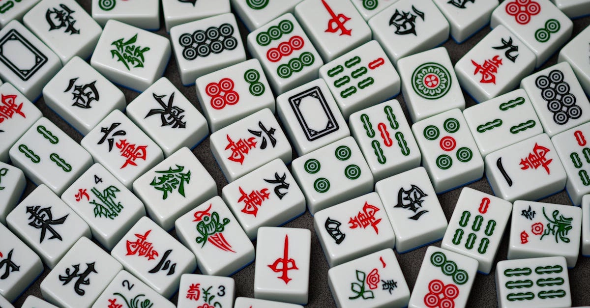 Древние символы удачи и звездная тематика в исторических играх